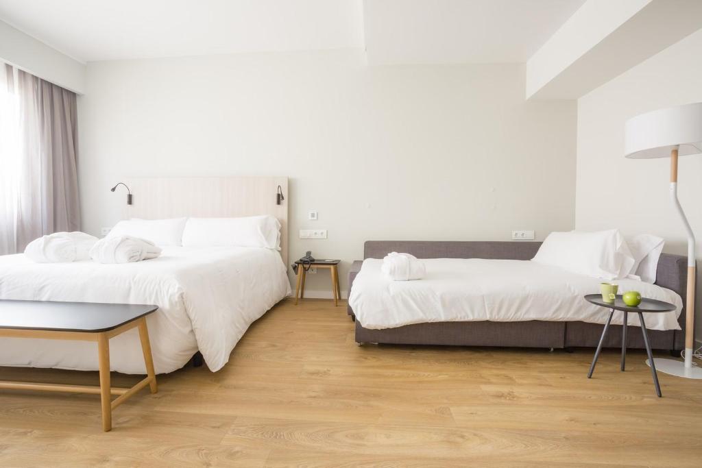 03-اتاق-هتل 4 ستاره آرتیم مادرید Hotel-ARTIEM-Madrid.jpg