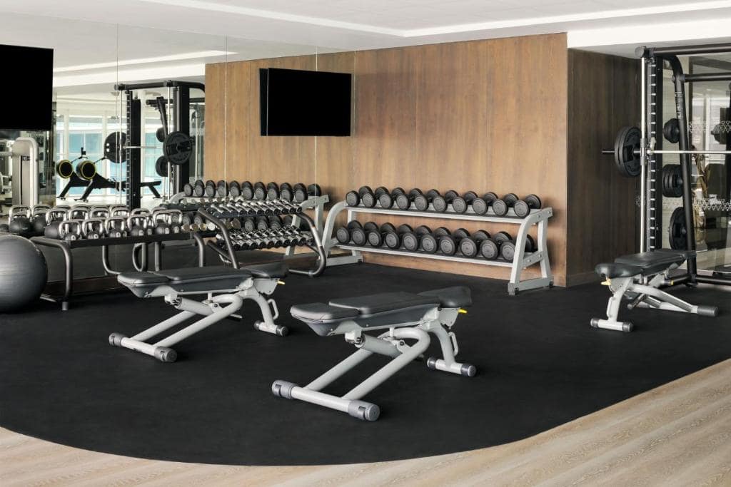 35-باشگاه-هتل-5-ستاره-شرایتون-گرند-دبی Sheraton-Grand-Hotel-Dubai-Club-.jpg