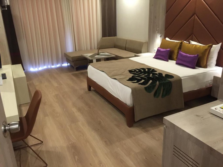 20 اتاق هتل 5 ستاره دلفین بی ای گرند ریزورت آنتالیا Delphin BE Grand Resort Antalya.jpg