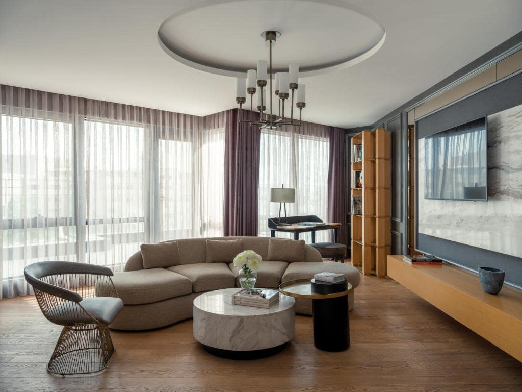 هتل-5ستاره-سوفیتل-استانبول-سالن-نشیمن-04-Hotel-5-Setare-Sofitel-View-Living-Room.jpg