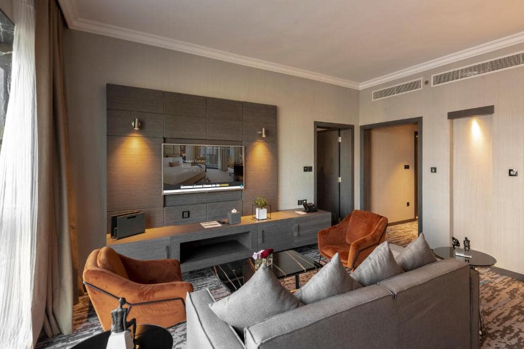 17-اتاق-خواب-هتل-4-ستاره-اج-کریک-ساید-دبی- Edge-Creekside-Hotel-Dubai-Bedroom.jpg