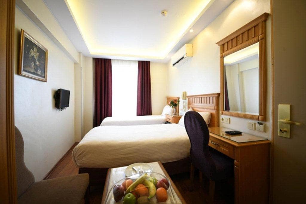04-نمای-اتاق-هتل-4-ستاره-پارک-استار-استانبولRoom-Star-Hotel-Taksim.jpg