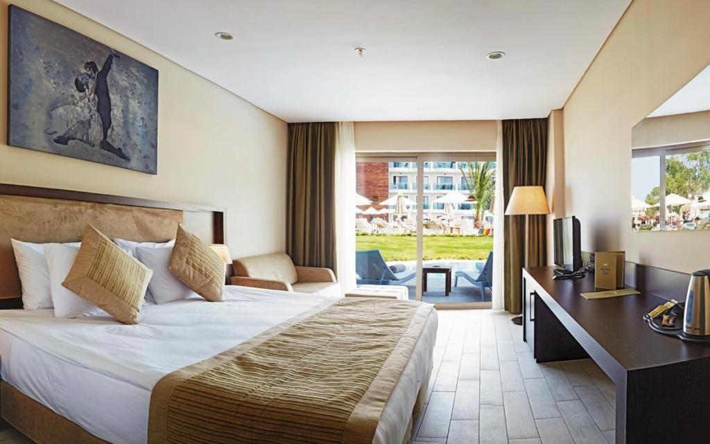 24 اتاق هتل 5 ستاره مای الا ریزورت اند اسپا بدروم My Ella Hotel Resort & Spa Bodrum.jpg
