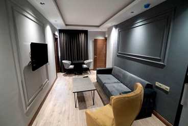 24 اتاق هتل 3 ستاره استار لایف وان Star Life Suit Hotel Van.jpg