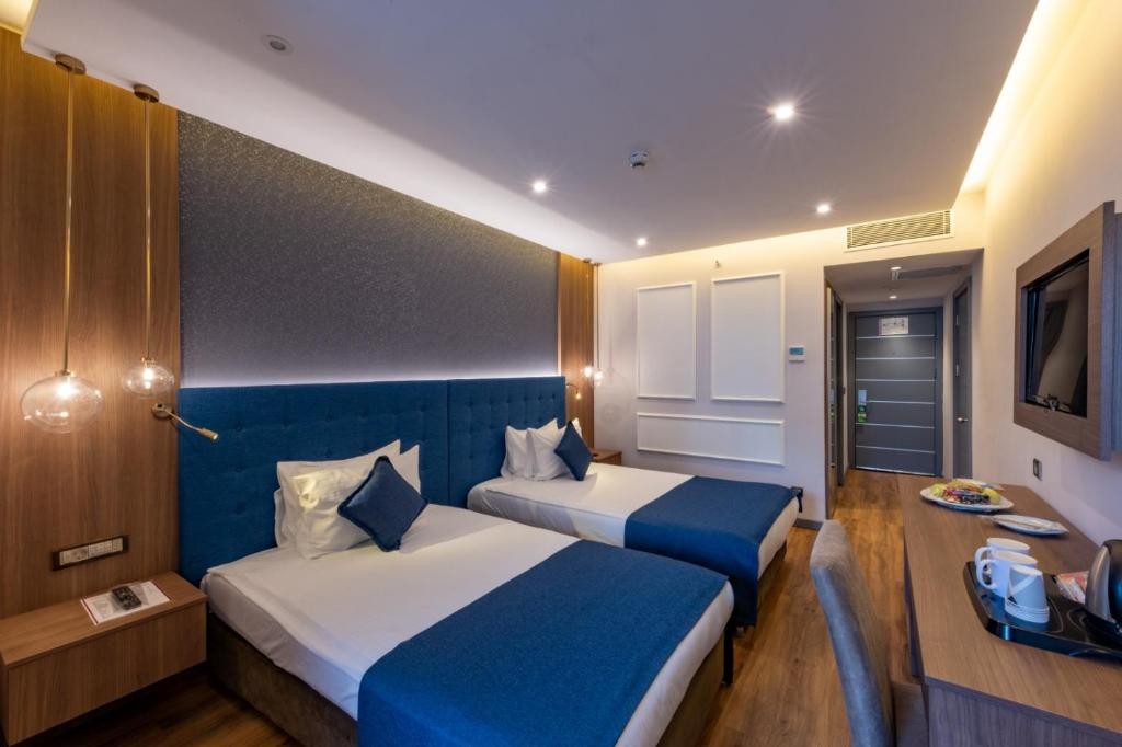 02 اتاق هتل 4 ستاره نوا پلازا کریستال استانبول Istanbul Nova Plaza Crystal Hotel.jpg