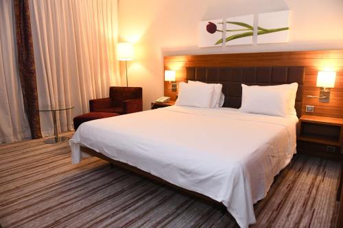 28 اتاق هتل 4 ستاره هیلتون گاردن این قونیه Hilton Garden Inn Konya.jpg