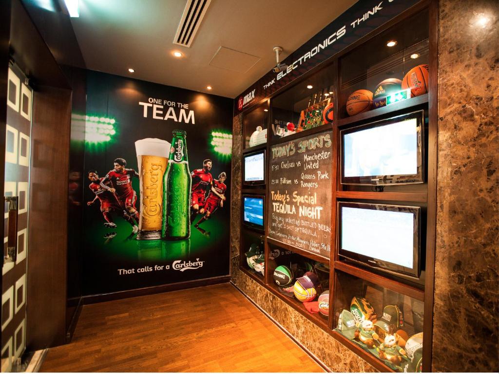 20-بار-هتل-3-ستاره-هتل-سیتی-مکس-البرشا-ات-د-مال-دبی- Citymax-Hotel-Al-Barsha-at-the-Mall-Dubai-Bar.jpg