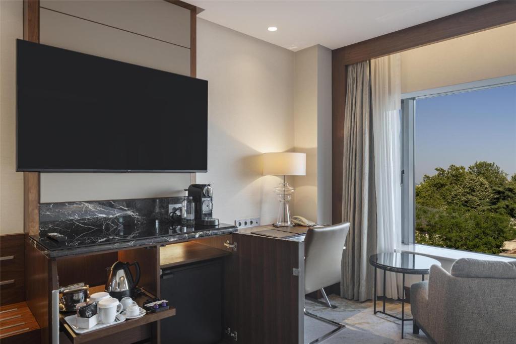 44-اتاق-Conrad-Istanbul-Bosphorus-هتل-کنراد-بسفروس-استانبول-.jpg