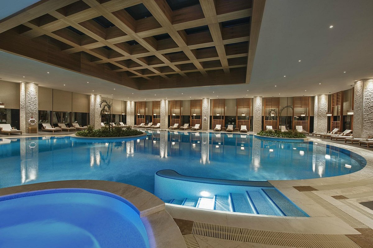 13 استخر هتل 5 ستاره رگنوم کاریا بلک آنتالیا Regnum Carya Belek Antalya.jpg