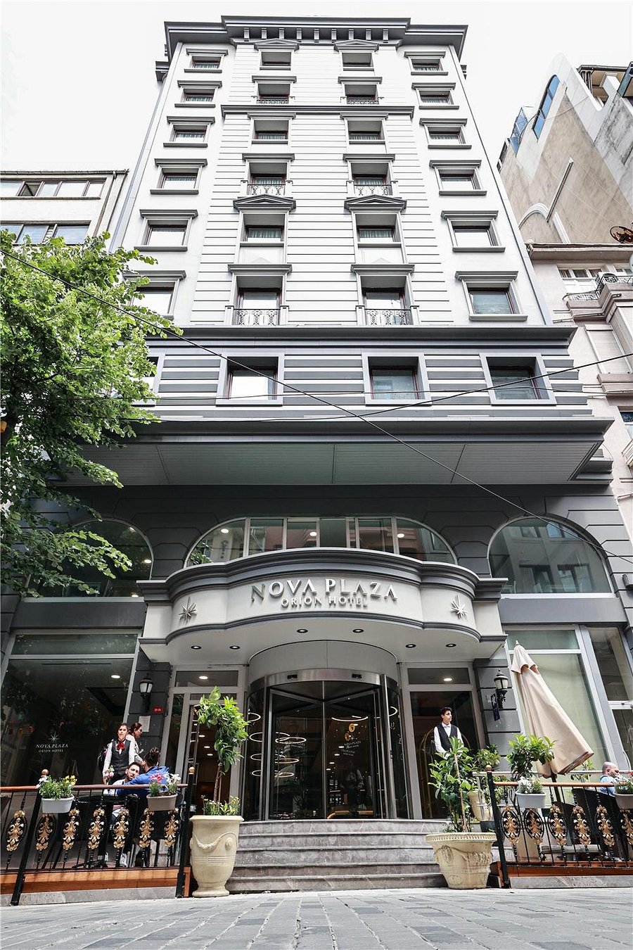 01-نمای-هتل-4-ستاره-نوا-پلازا-اوریون-استانبول-View-Hitel-4-Setare-Nova-Plaza-Orion_Istanbul.jpg