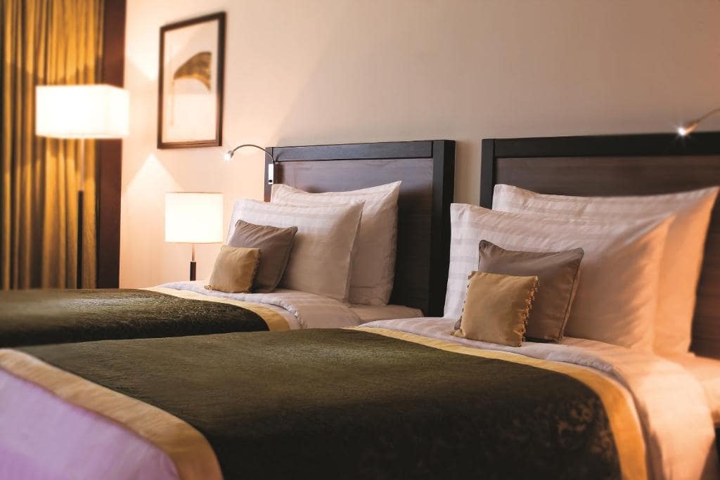 08-اتاق-هتل-5-ستاره-آوانی-دیره-دبی- Avani-Deira-Dubai-Hotel-Room.jpg