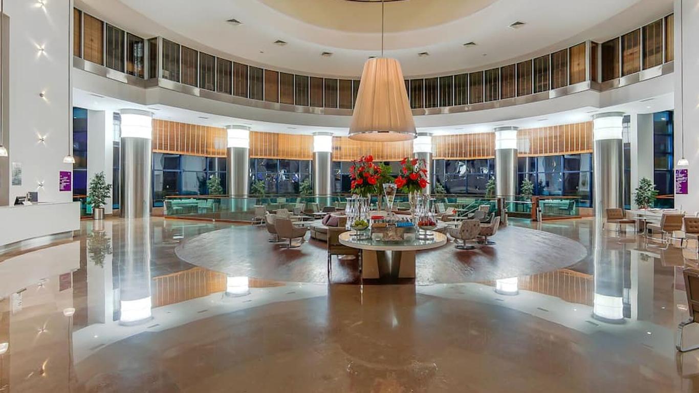 22 لابی هتل 5 ستاره بایا لارا آنتالیا Baia Lara hotel Antalya.jpg