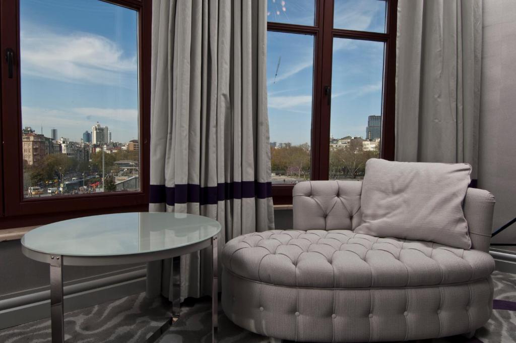 20-اتاق-Taxim-Hill-Hotel-Istanbul-هتل-تکسیم-هیل-استانبول.jpg
