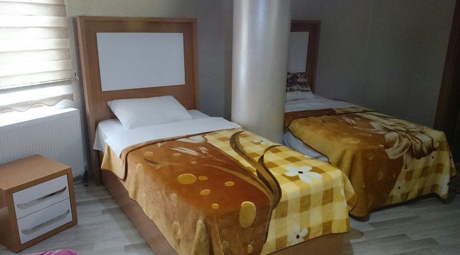 46 اتاق هتل 3 ستاره کروان وان Kervan Hotel Van.jpg