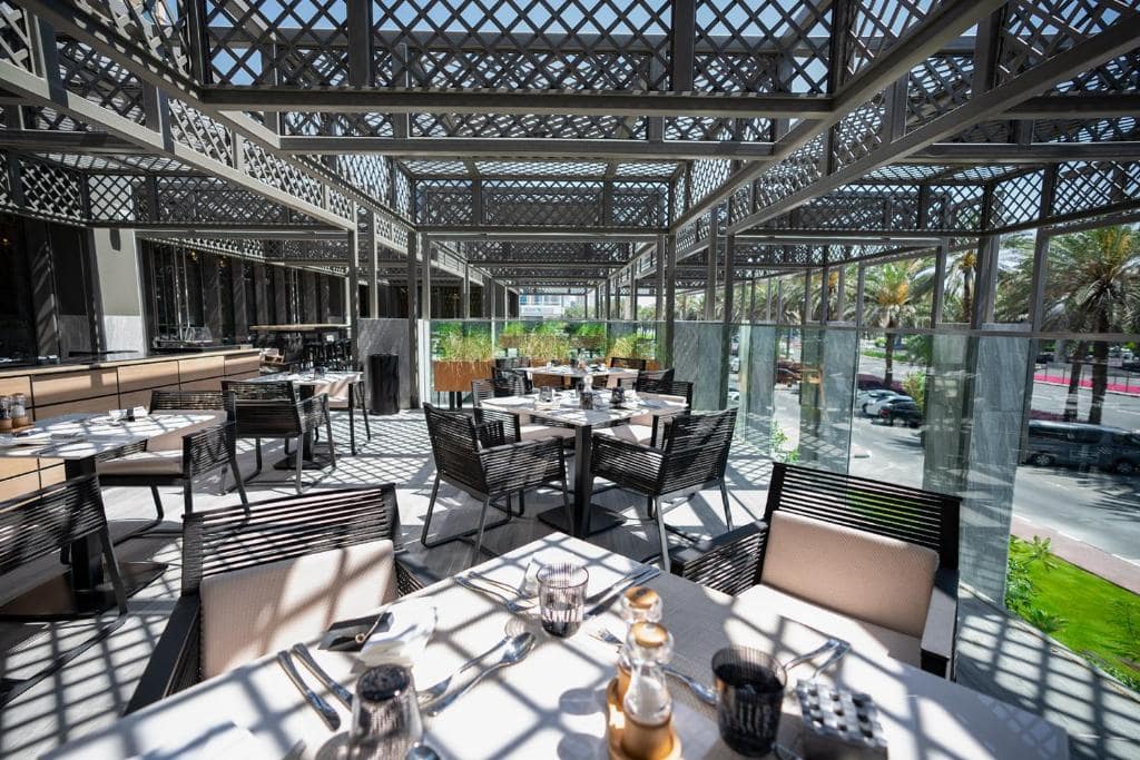 46-رستوران-هتل-5-ستاره-البندر-روتانا-کریک-دبی- Al-Bandar-Rotana-Dubai-Creek-Restaurant.jpg