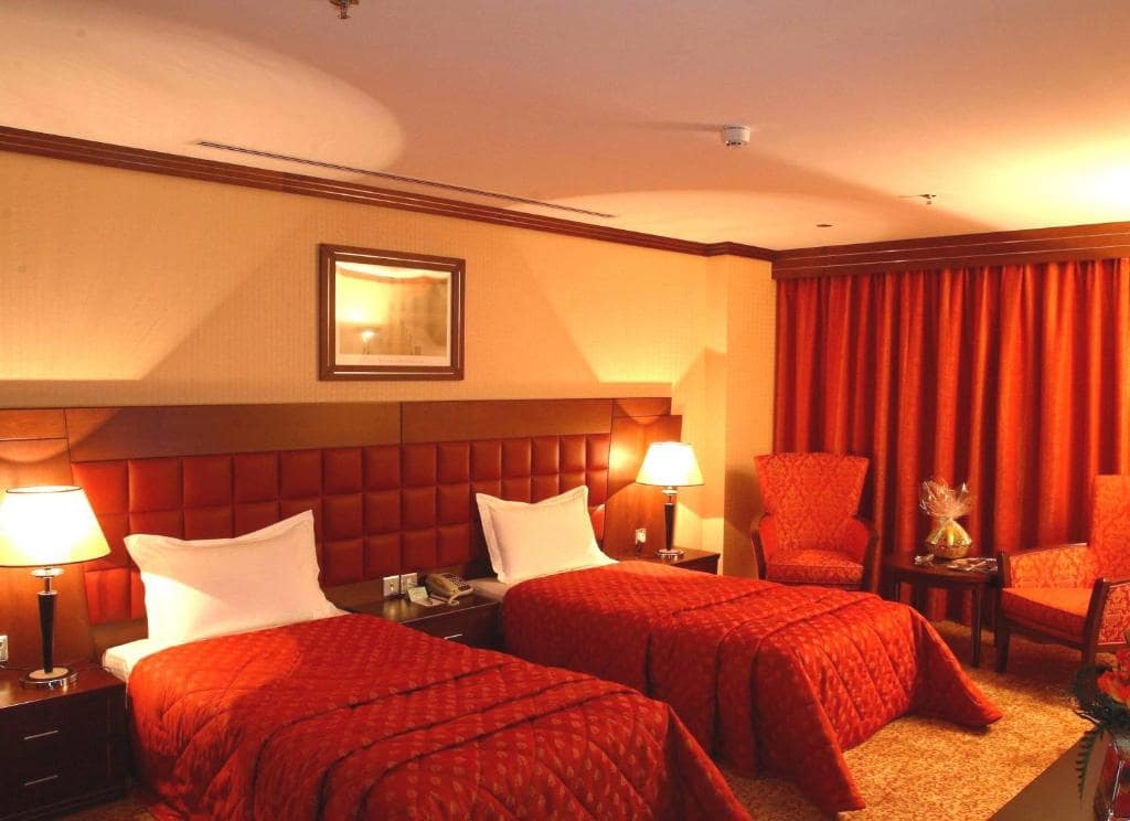 09-اتاق-هتل-4-ستاره-گرند-سنترال-دبی- Grand-Central-Dubai-Hotel-Room.jpg