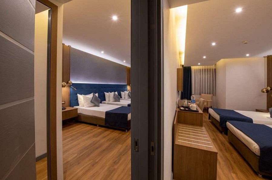 03 اتاق هتل 4 ستاره نوا پلازا کریستال استانبول Istanbul Nova Plaza Crystal Hotel.jpg