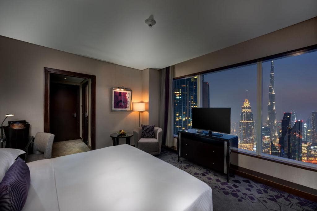 13-اتاق-هتل-4-ستاره-رز-ریحان-بای-روتانا-دبی- Rose-Rayhaan-by-Rotana-Dubai-Room.jpg