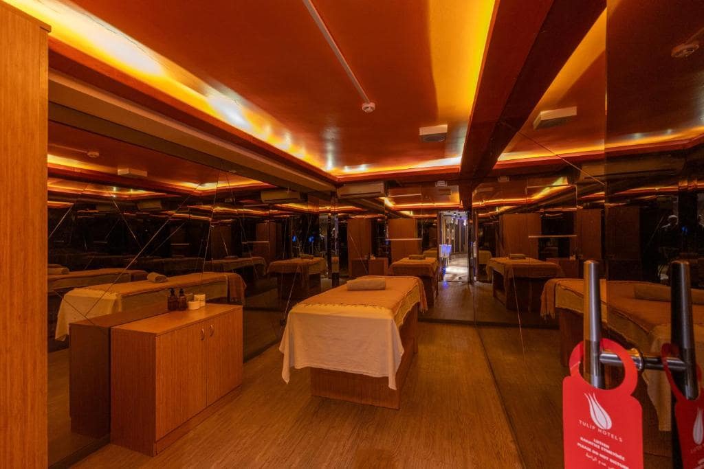 09-هتل-اسپا-4-ستاره-تولیپ-سیتی-استانبول-نمای-اسپا-Espa-Hotel-Espa-4-Setare-Tulip-City-Istanbul.jpg