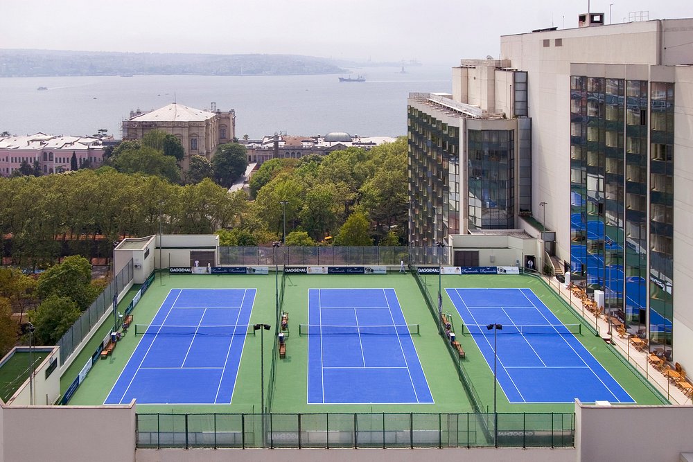 02-نمای-هتل-5-سوئیس-اوتل-استانبول-View-Hotel-5-Swiss-Istanbul.jpg