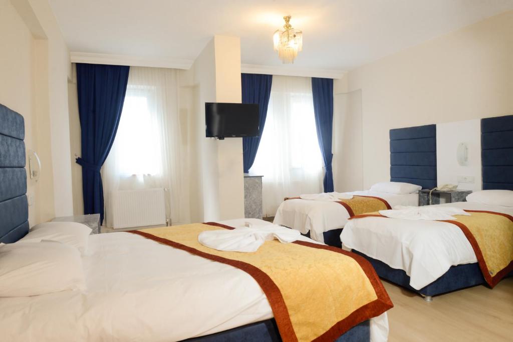 02 اتاق هتل 3 ستاره یاقوت وان Hotel Yakut Van.jpg