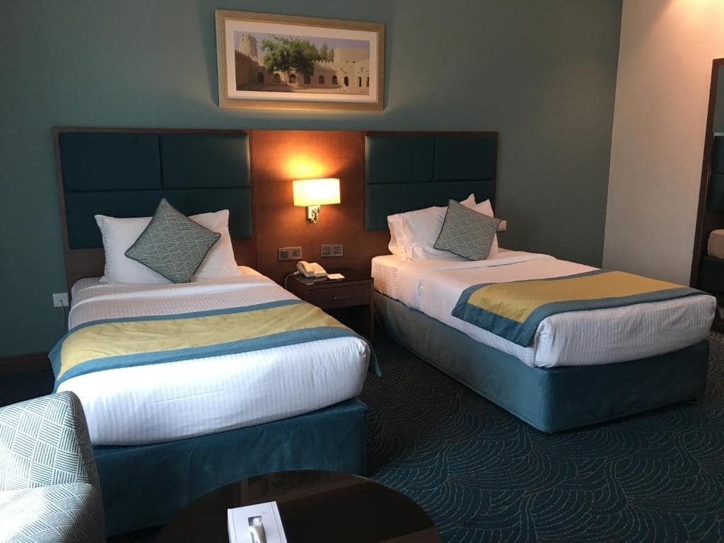 19-اتاق-هتل-4-ستاره-سیتی-سیزنز-دبی- City-Seasons-Dubai-Room.jpg