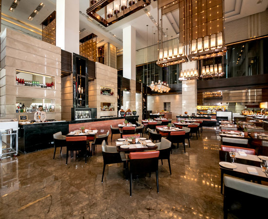 16-رستوران-هتل-5-ستاره-کراون-پلازا-روهینی-دهلی-Crowne-Plaza-Delhi-Rohini-Hotel.jpg
