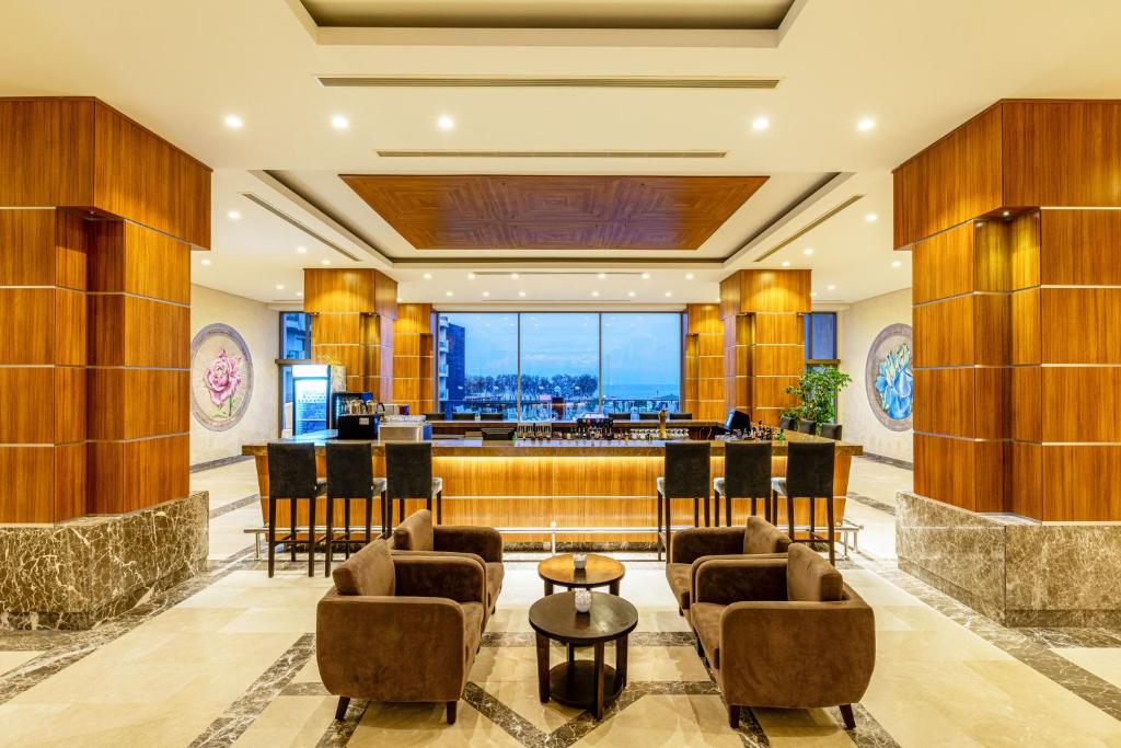 27 لابی هتل 5 ستاره مای الا ریزورت اند اسپا بدروم My Ella Hotel Resort & Spa Bodrum.jpg
