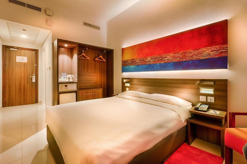 02-اتاق-خواب-هتل-3-ستاره-هتل-سیتی-مکس-البرشا-ات-د-مال-دبی- Citymax-Hotel-Al-Barsha-at-the-Mall-Dubai-Bedroom.jpg