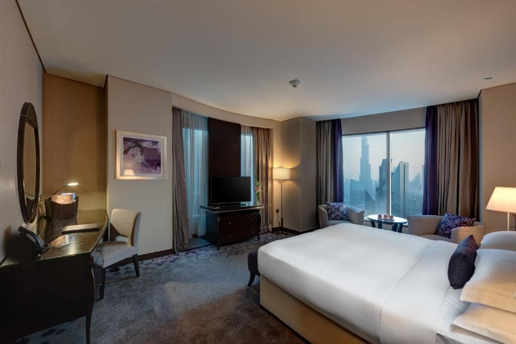 14-اتاق-هتل-4-ستاره-رز-ریحان-بای-روتانا-دبی- Rose-Rayhaan-by-Rotana-Dubai-Room.jpg
