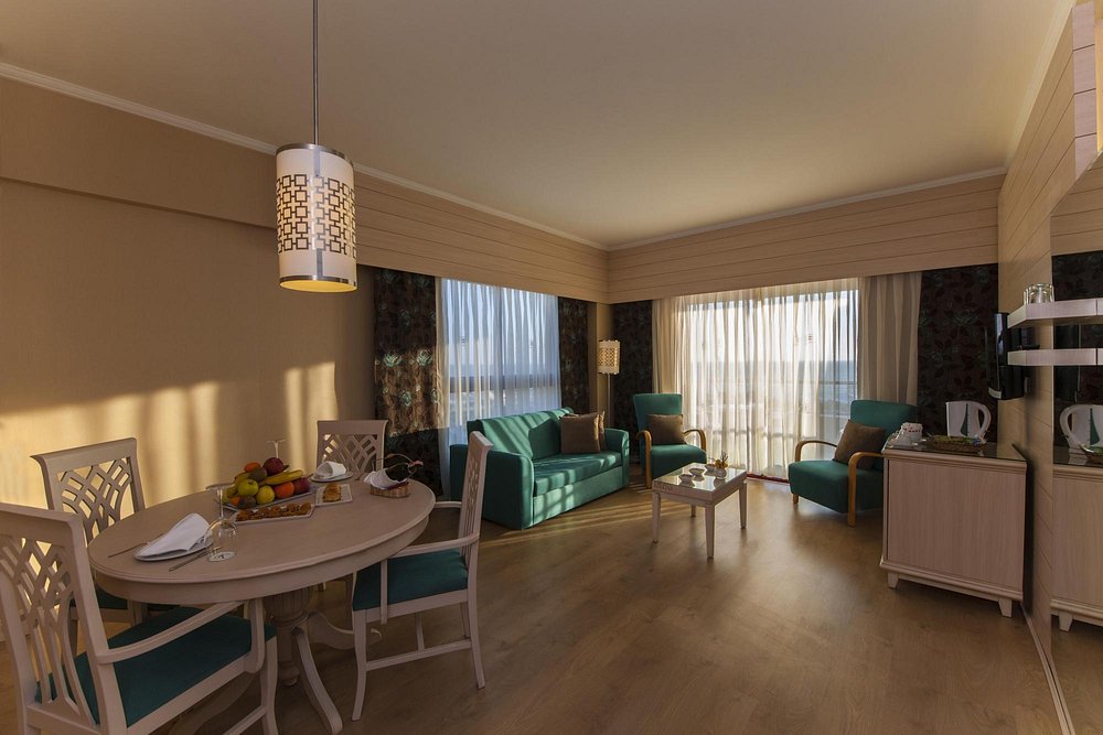 03 اتاق هتل 5 ستاره کایا بلک آنتالیا Kaya Belek Hotel Antalya.jpg