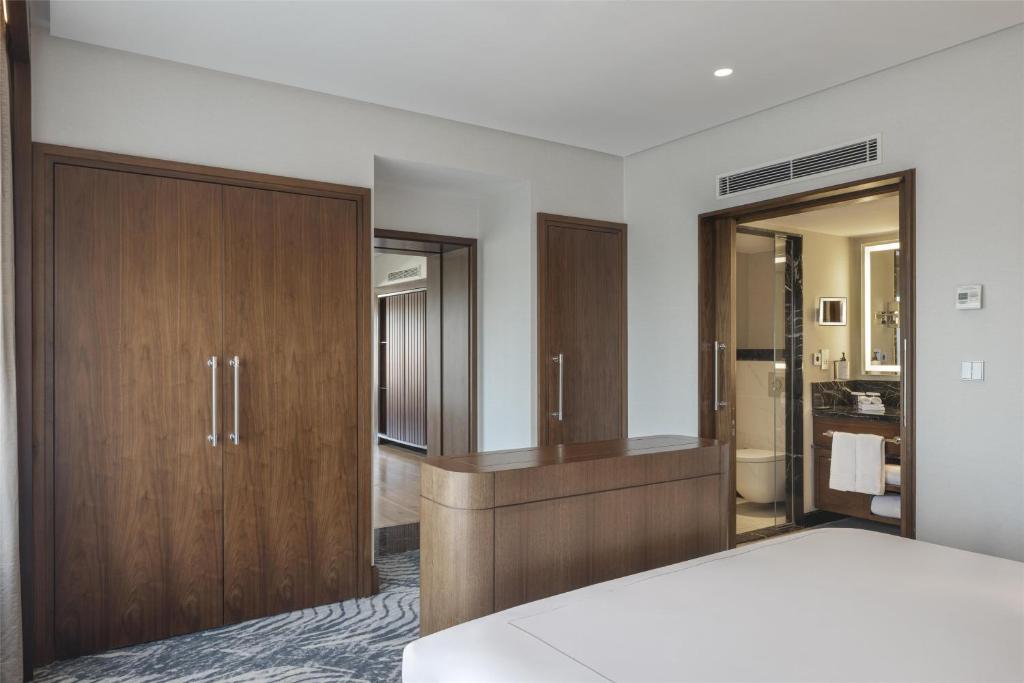 46-اتاق-Conrad-Istanbul-Bosphorus-هتل-کنراد-بسفروس-استانبول-.jpg