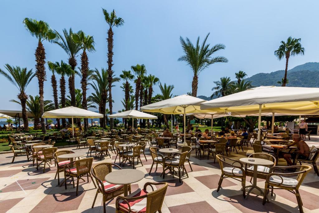 17 رستوران هتل 5 ستاره آکوا مارماریس Hotel Aqua Marmaris.jpg