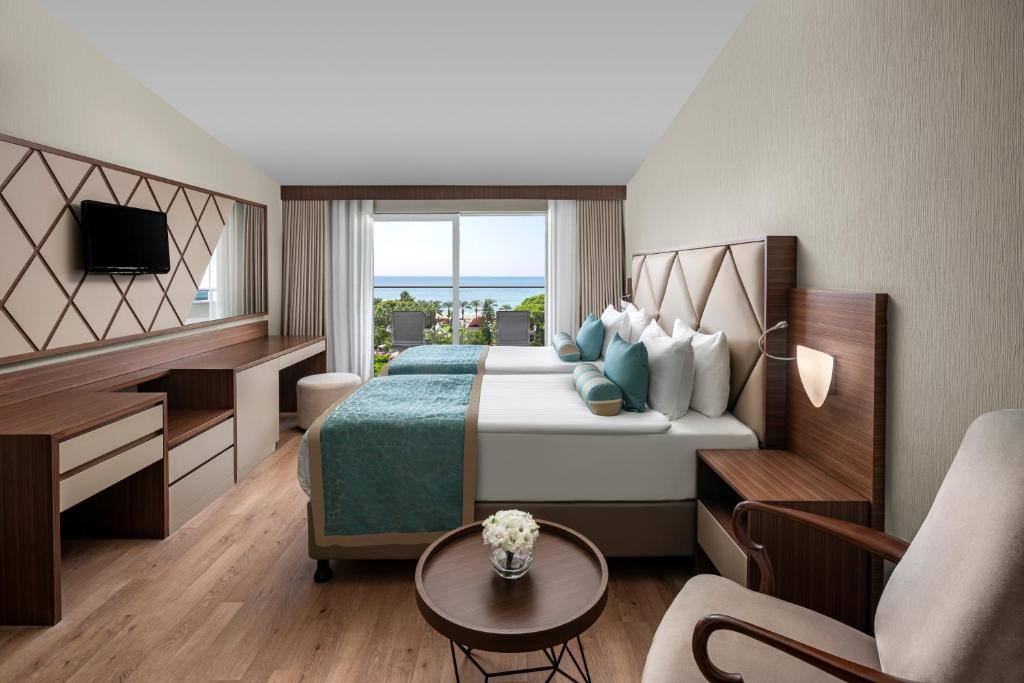 04 اتاق هتل 5 ستاره پاپیلون آیشا ریزورت اند اسپا بلک آنتالیا Papillon Ayscha Hotel Resort & Spa Belek Antalya.jpg
