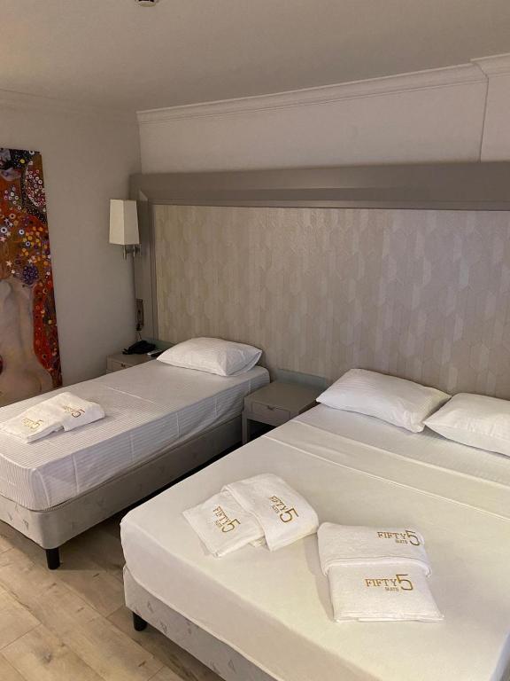 38 اتاق هتل 3 ستاره فیفتی فایو سوئیت مارماریس Fifty Five Suite Hotel Marmaris.jpg