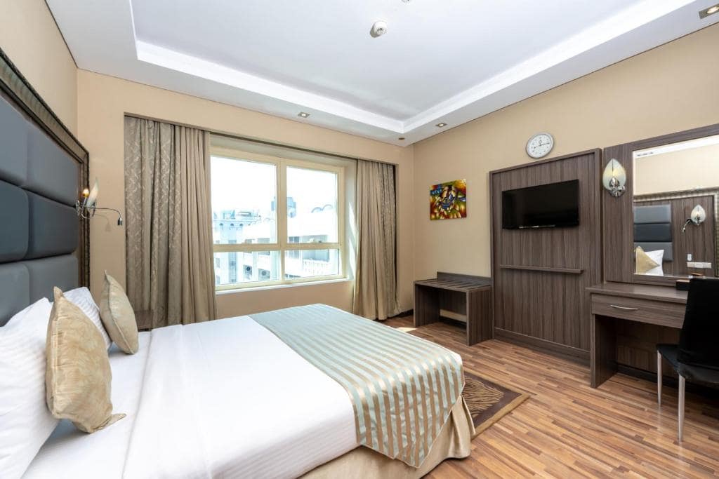 06-اتاق-هتل-4-ستاره-پرل-سوئیس-دبی- Pearl-Swiss-Hotel-Dubai-Room.jpg