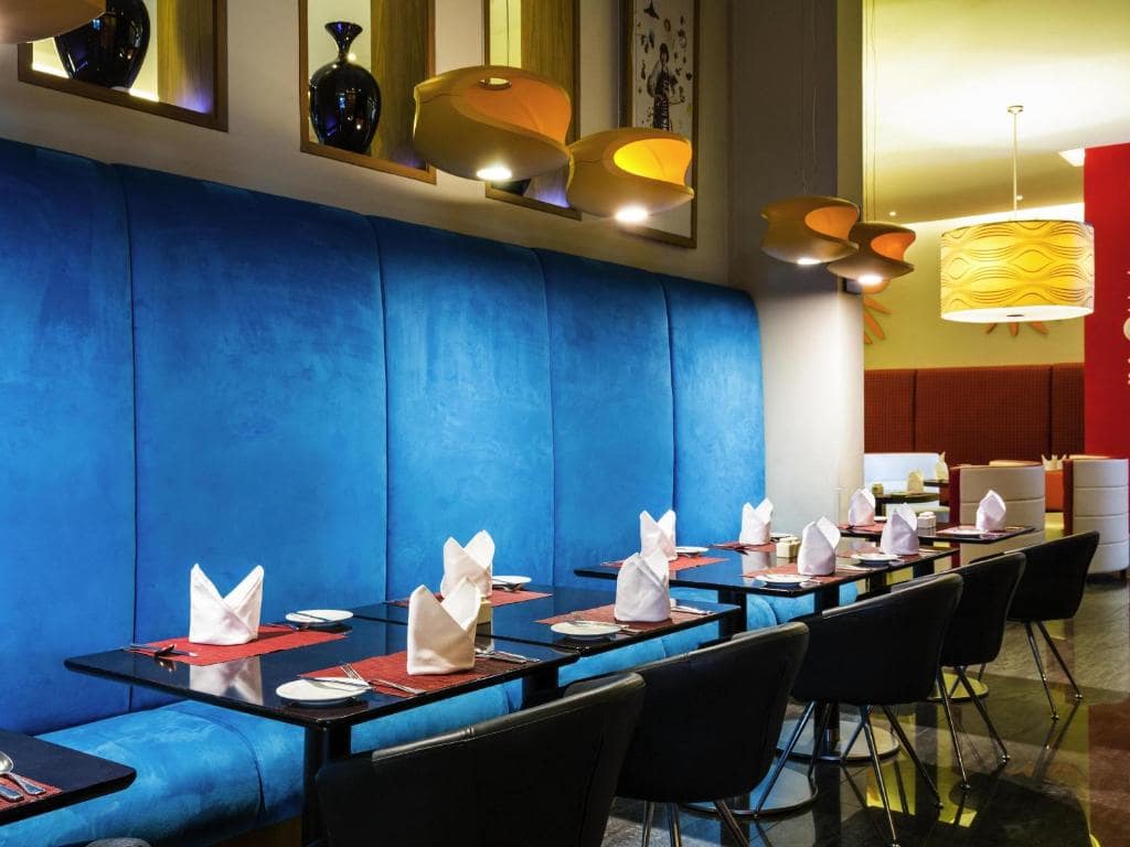 28-رستوران-هتل-3-ستاره-آیبیس-مال-آو-د-امارات-دبی-Ibis-Dubai-Mall-Of-The-Emirates-Restaurant.jpg