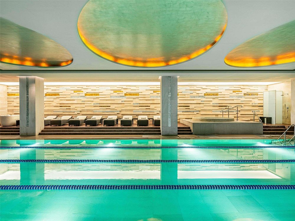 03-استخر-هتل-5-سوئیس-اوتل-استانبول-Pool-Hotel-5-Swiss-Istanbul.jpg