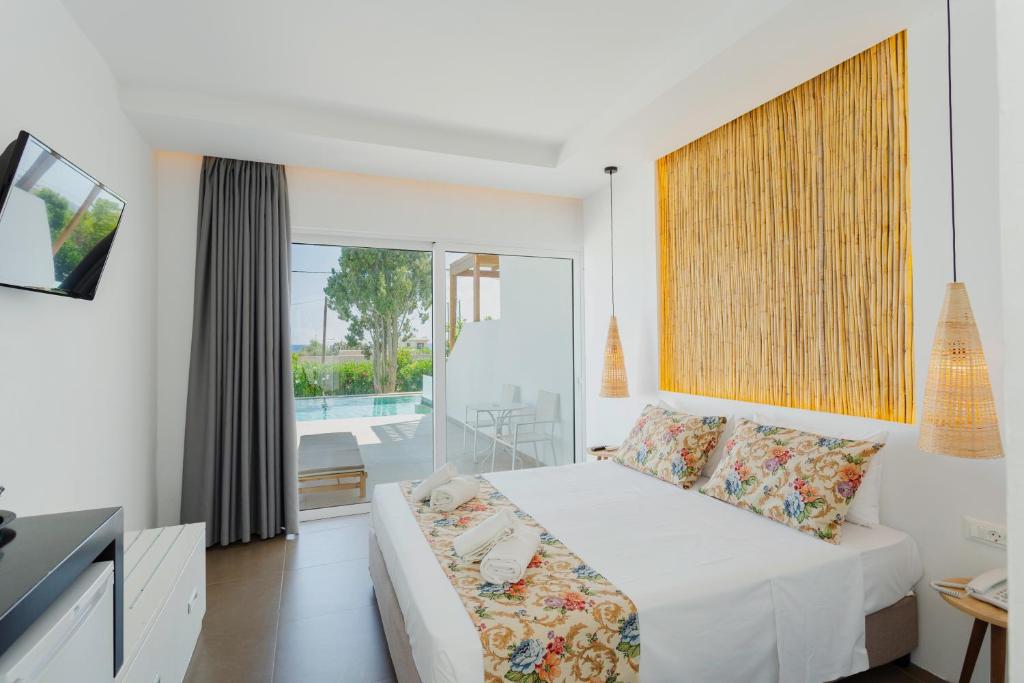 03 اتاق هتل 4 ستاره بلمار کوش آداسی Belmare Hotel Kusadasi.jpg