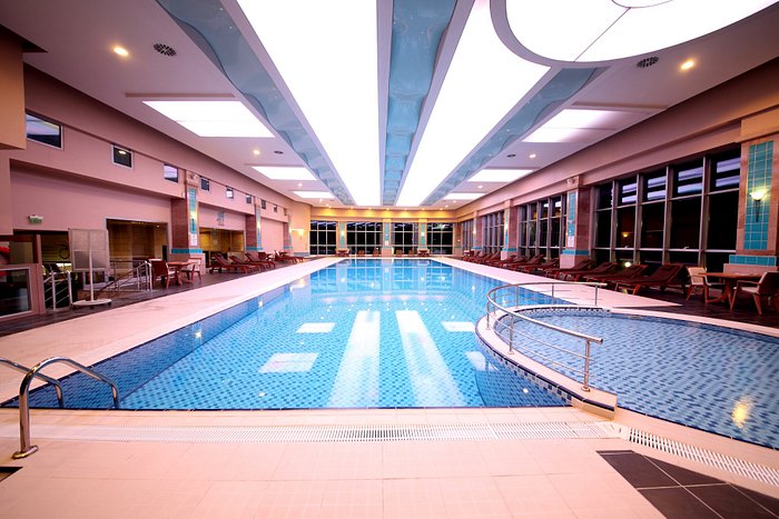 06 رستوران هتل 5 ستاره ددمان قونیه Dedeman Konya Hotel.jpg