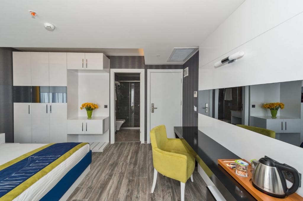 018-هتل-4-ستاره-اینتل-استانبول-نمای-اتاق-Room-Hotel-4-Setare-Inntel-Estanbul.jpg