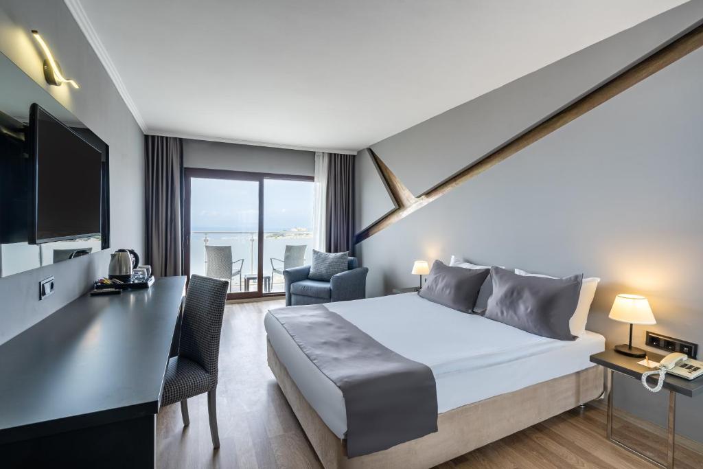 10 اتاق هتل 4 ستاره اودلیا ریزورت کوش آداسی Odelia Resort Hotel Kusadasi.jpg
