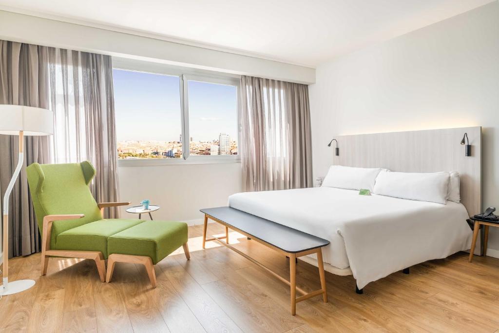 08-اتاق-هتل-ستاره-آرتیم-مادرید Hotel-ARTIEM-Madrid.jpg