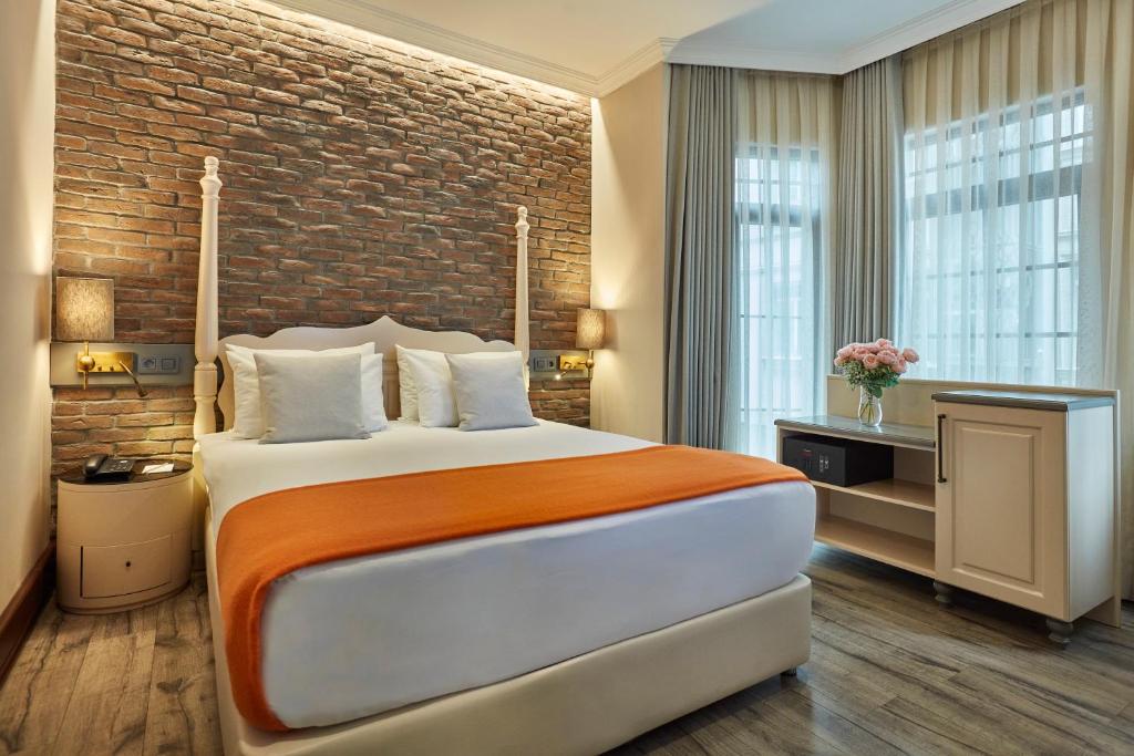 19-اتاق-Konak-Hotel-Taksim-هتل-کوناک-تکسیم.jpg