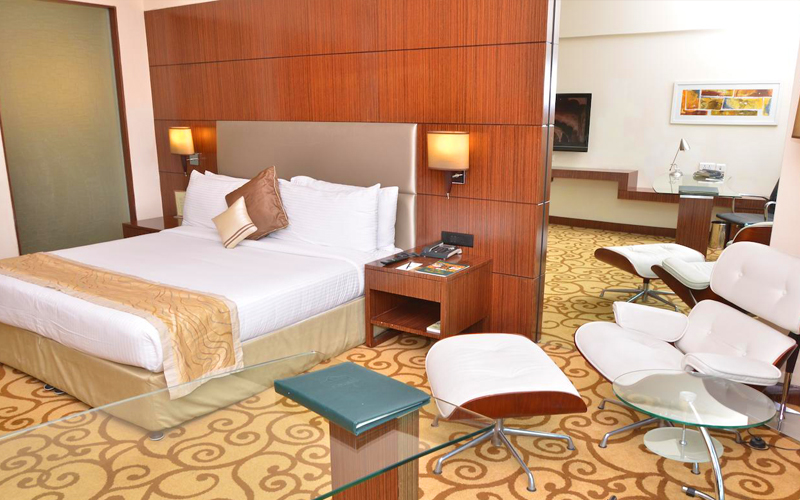 04 اتاق هتل 5 ستاره کانتری این اند سوئیت دهلی Country Inn & Suit Delhi.jpg