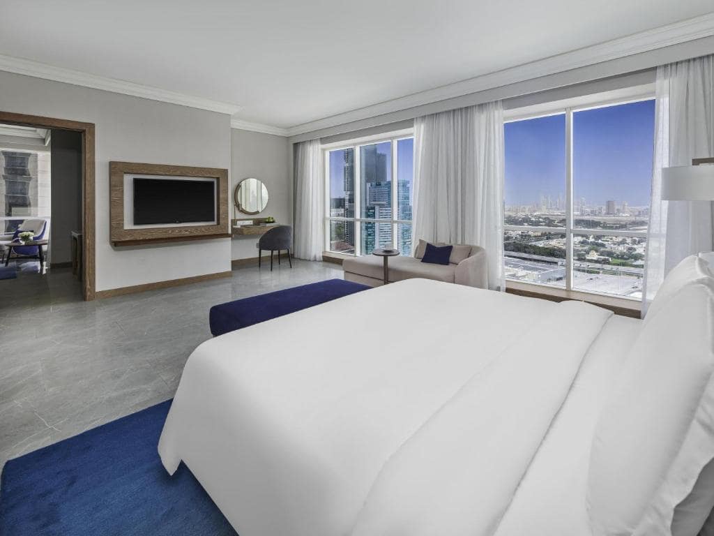 09-اتاق-هتل-5-ستاره-فیرمونت-عجمان-دبی- Fairmont-Ajman-Dubai-Room.jpg