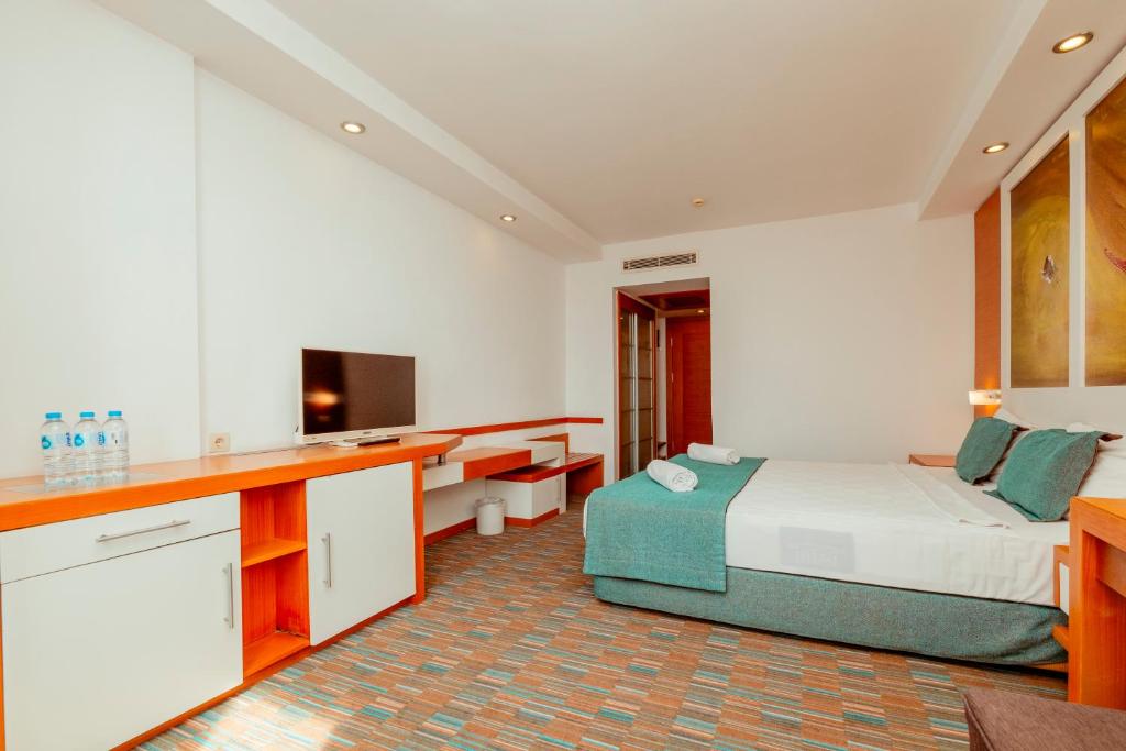 31 اتاق هتل 5 ستاره لادونیا آداکوله کوش آداسی Ladonia Hotels Adakule Kusadasi.jpg