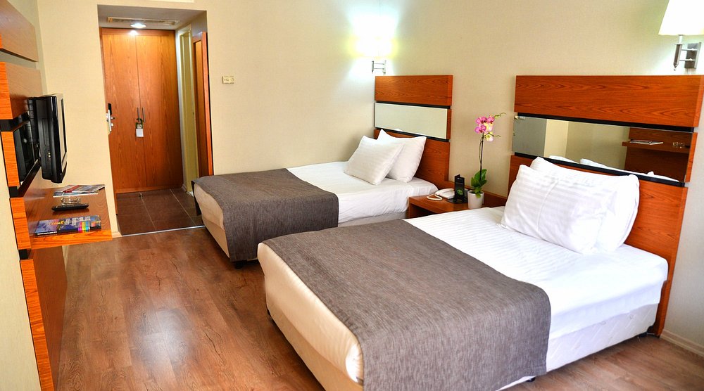 04-هتل-4-ستاره-گرین-پارک-تکسیم-استانبول-نمای-اتاق-Room-4-Setare-Green-Park-Hotel-Taksim.jpg