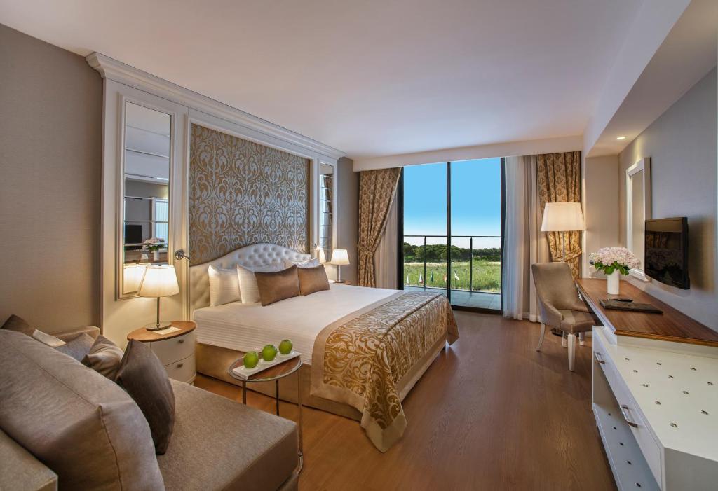 05 اتاق هتل 5 ستاره آسکا لارا ریزورت و اسپا آنتالیا Aska Lara Resort & SPA Antalya.jpg