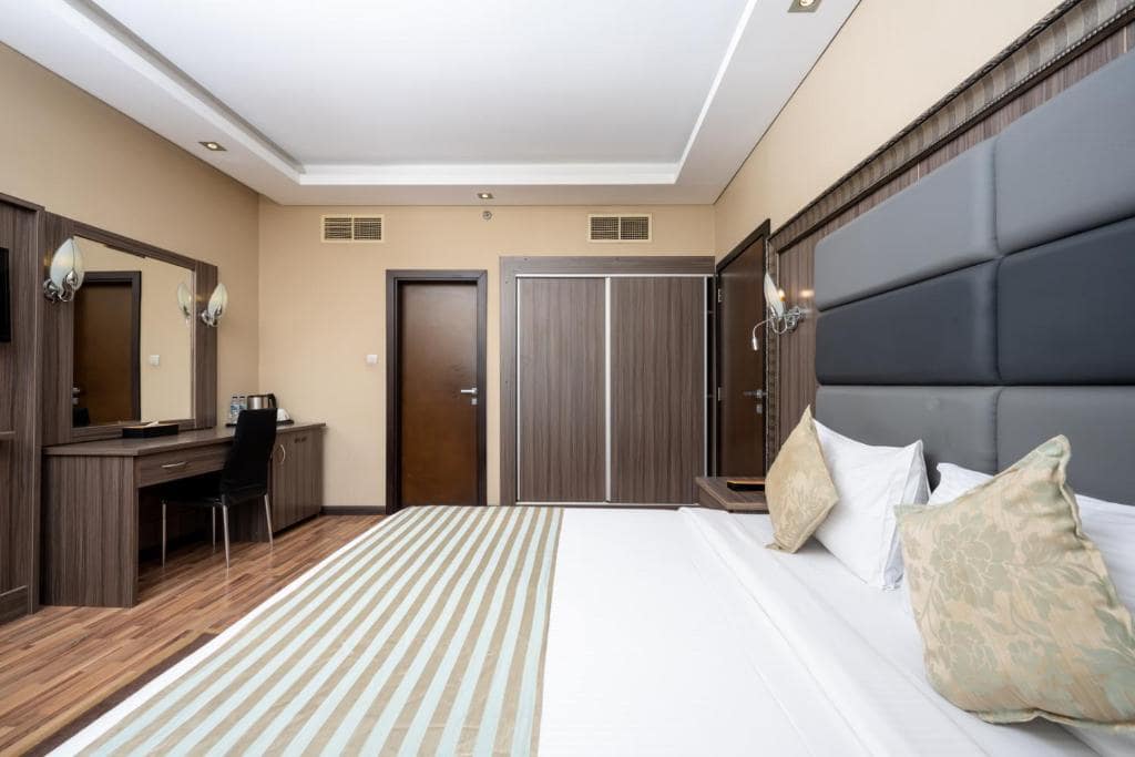07-اتاق-هتل-4-ستاره-پرل-سوئیس-دبی- Pearl-Swiss-Hotel-Dubai-Room.jpg